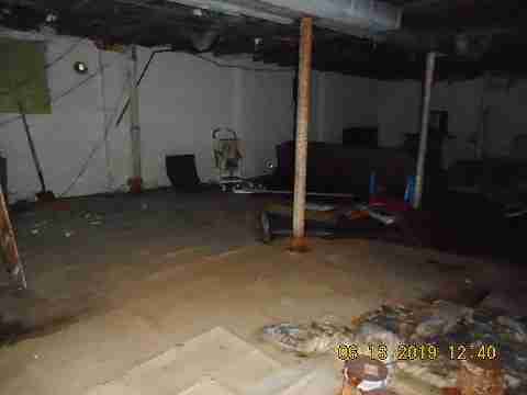 12331 Cherrylawn (26)_m.jpg